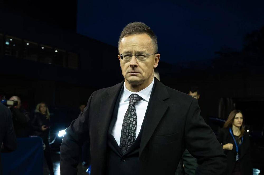 匈牙利外长：欧盟法律部门认定 匈提案列名制裁三名乌官员行为合理